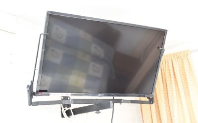 TV´s de Pantalla Plana en todas las Habitaciones del Centro Recreacional y Cultural "Dr. Enrique Paris" - El Quisco