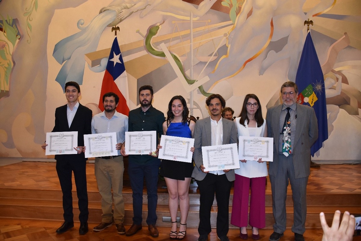 Ceremonia De Graduación Programas De Magíster De La Facultad De ...